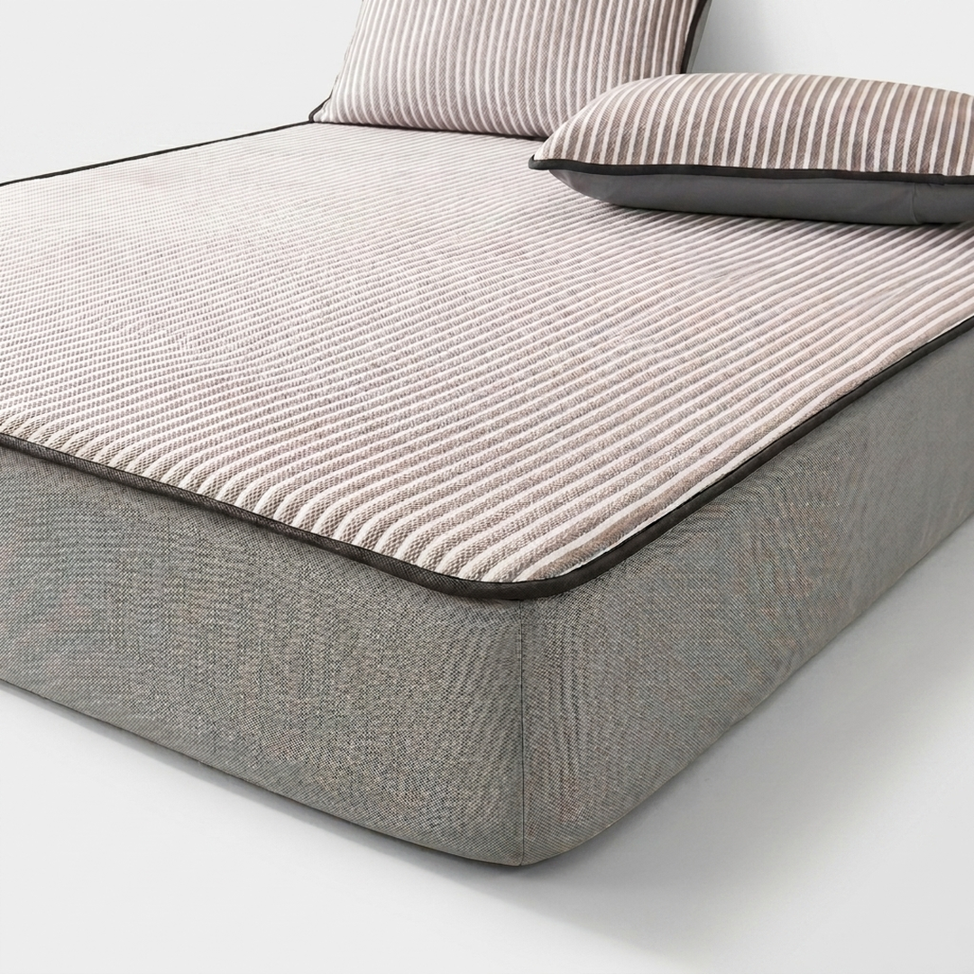 Seranzio Frost Fitted — Plum